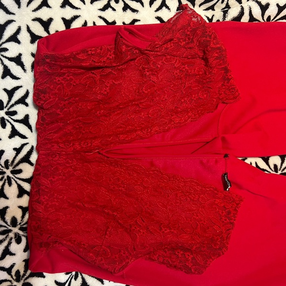 Red jumpsuit - Picture 7 of 8